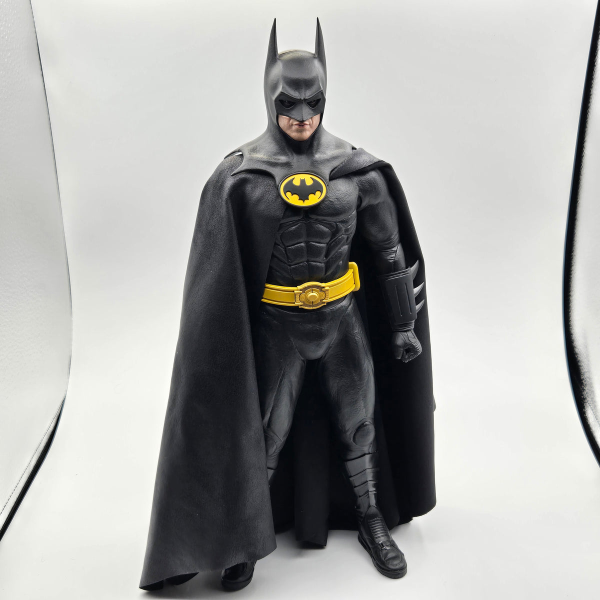 Batman Drape Cape for 1/6 Figures (Hot Toys)