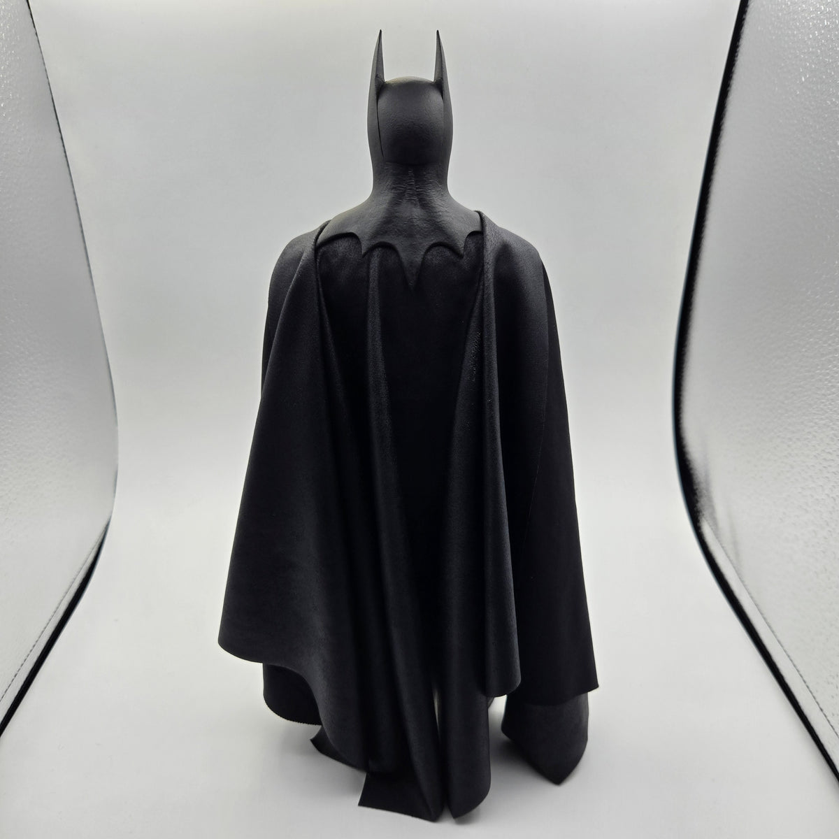 Batman Drape Cape for 1/6 Figures (Hot Toys)