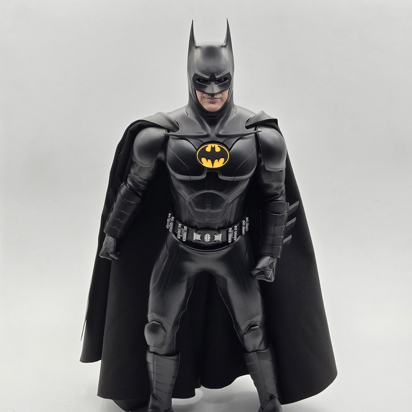 Batman Drape Cape for 1/6 Figures (Hot Toys)