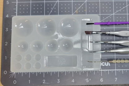 Ultimate Reusable Silicone Paint Palette!