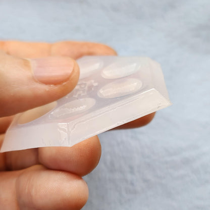Ultimate Mini Reusable Silicone Paint Palette!